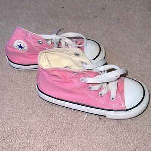 Converse | pink sneakers